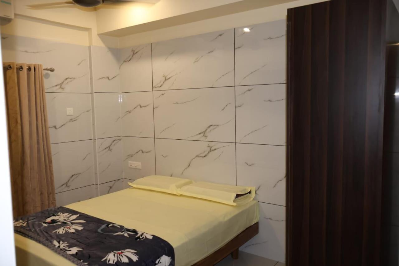 Quilon Residency Kollam Leilighet Eksteriør bilde